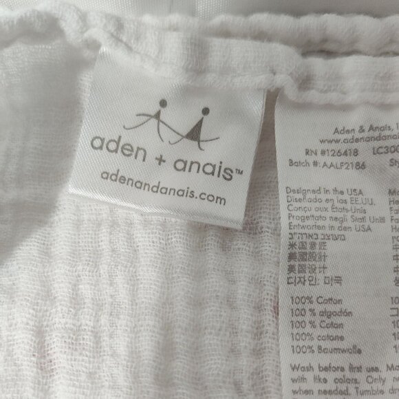 Aden + Anais Muslin Swaddle Blanket White Pink Polka Dot Cotton 42.5 x 40.5 inch - Picture 6 of 6